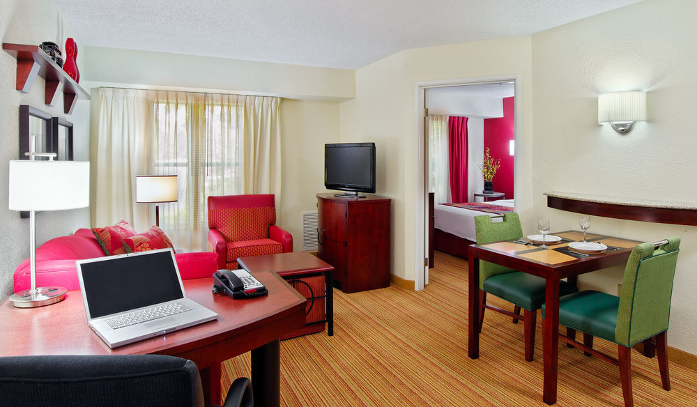 Residence Inn Tallahassee North I-10 Capital Circle מראה חיצוני תמונה