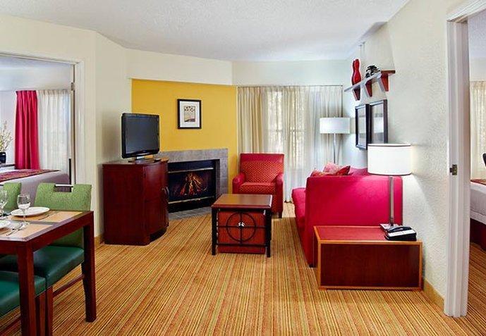 Residence Inn Tallahassee North I-10 Capital Circle מראה חיצוני תמונה